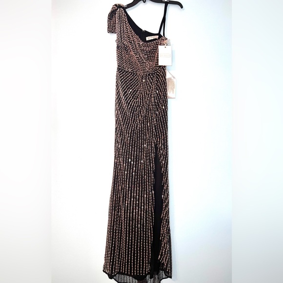 MAC DUGGAL Pearl Embellished Soft Tie One Shoulder Gown Size 4 - Picture 5 of 5